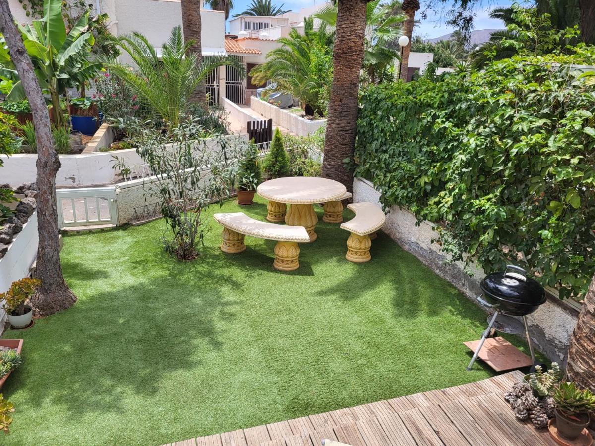 Studio With Garden Arona  Exterior foto